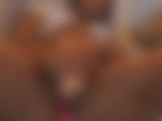 Live cam show with Soyalanaa - Lovense on liverealitysex.com