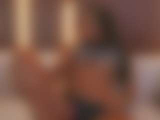 Soyalanaa's Live Sex Cam Show