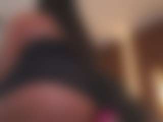 Soyalanaa's Live Sex Cam Show