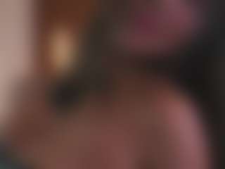 Soyalanaa's Live Sex Cam Show
