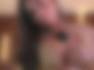 Live cam show with Soyalanaa - Brown Hair Petite on Milfs Live