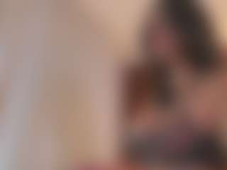 Live cam show with Soyalanaa - Wet on Camversity