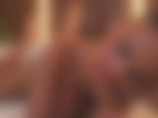Live cam show with Soyalanaa - Striptease on intimatelivegirls.com