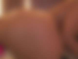 Soyalanaa's Live Sex Cam Show
