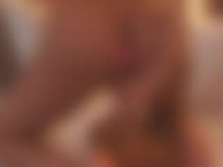Live cam show with Soyalanaa - Brown Hair Petite on Camsoda