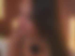 Live cam show with Soyalanaa - Public Toys on CamClone