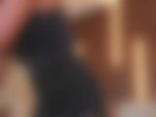 Live cam show with Soyalanaa - Brown Hair Petite on live.xbliss.ai