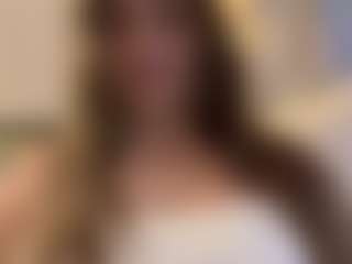 Live cam show with Pantiesofthefae - Brown Hair MILF on Camsoda
