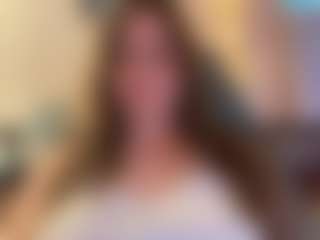 Live cam show with Pantiesofthefae - Amateur Curvy on Camsoda