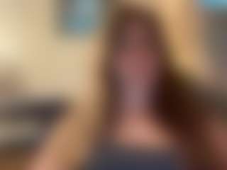 Pantiesofthefae MILF webcam performer live streaming