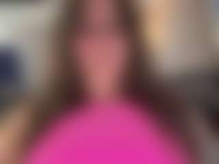 Pantiesofthefae MILF webcam performer live streaming