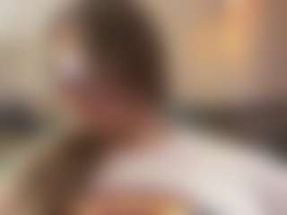 Pantiesofthefae MILF webcam performer live streaming