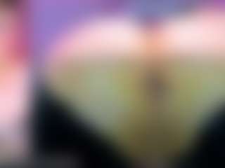 Live cam show with Miss Pawi - Big Tits on Cam Slut