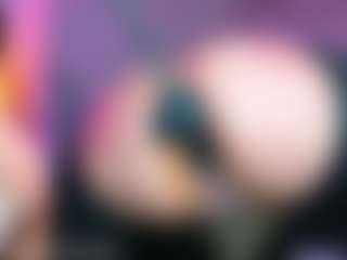 Live cam show with Miss Pawi - Curvy on Pornisteam.com