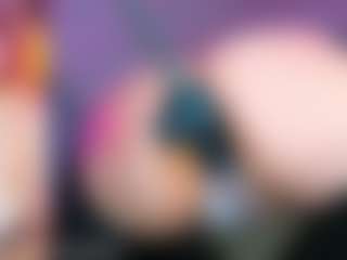 Live cam show with Miss Pawi - Suck on Milfs Live