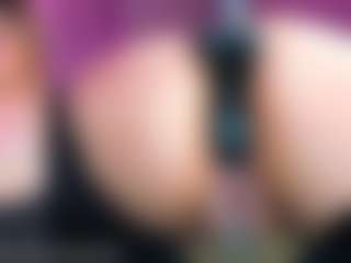 Live cam show with Miss Pawi - Mature on CamwithHer | colombia