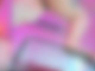 Live cam show with Miss Pawi - Middle Aged on studioflirtlive.com