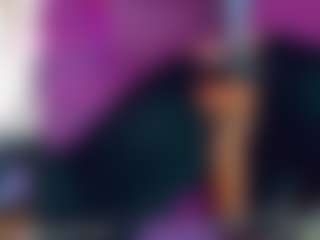 Live cam show with Miss Pawi - Mature on Camsoda