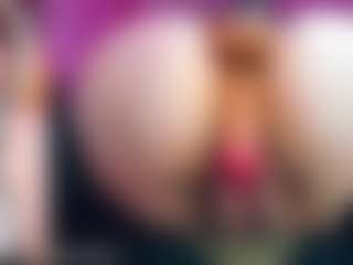 Miss Pawi's Live Sex Cam Show