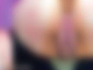Miss Pawi's Live Sex Cam Show