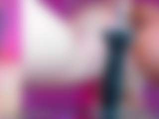 Live cam show with Miss Pawi - Mature MILF on Dolls Live