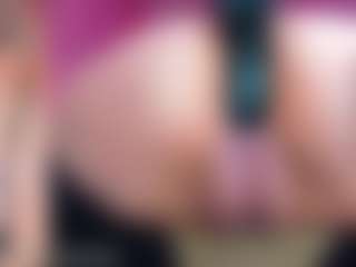 Miss Pawi's Live Sex Cam Show