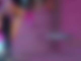 Live cam show with Miss Pawi - Spank on Camsoda