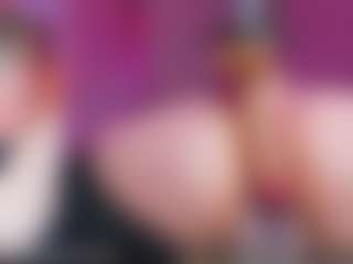 Live cam show with Miss Pawi - Bedroom Mature on AdultVida.com