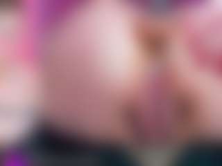 Live cam show with Miss Pawi - BBW on camwithhim.com