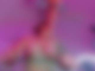 Live cam show with Miss Pawi - Latina MILF on Cam Slut | colombia