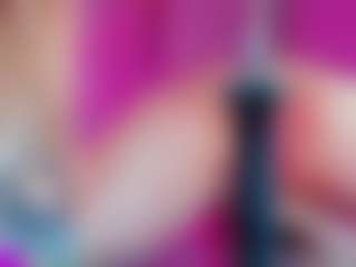 Live cam show with Miss Pawi - Latina MILF on Milfs Live | colombia