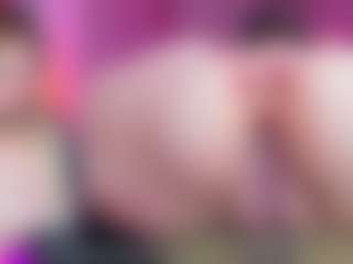 Live cam show with Miss Pawi - Blonde Hair Dildo on fapnchat