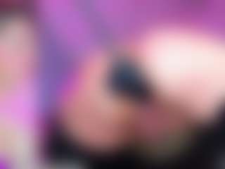 Live-Cam-Show mit Miss Pawi - Bedroom auf Camsoda