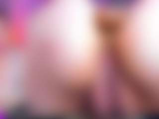 Live cam show with Miss Pawi - Bedroom Big Tits on Camsoda