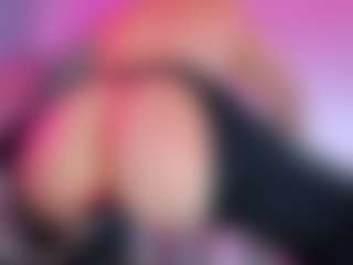 Live cam show with Miss Pawi - Spy Mature on TottyGirls