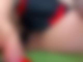 Live cam show with Miss Pawi - Mature on liverealitysex.com