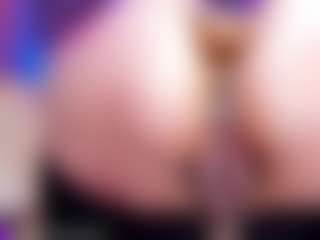 Live cam show with Miss Pawi - Sexwebcam Mature on Camsoda