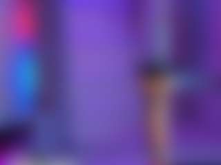 Miss Pawi MILF webcam performer live streaming