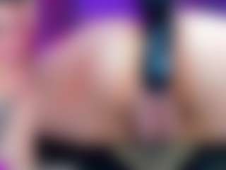 Live-Cam-Show mit Miss Pawi - Brown Eyes Blonde Hair auf Camsoda