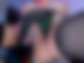 Miss Pawi's Live Sex Cam Show