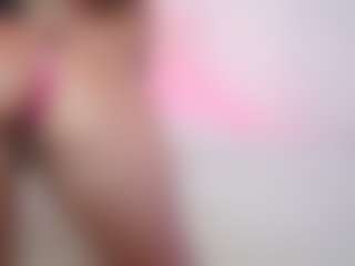 Live cam show with MaraMaxine - Amateur on Camsoda