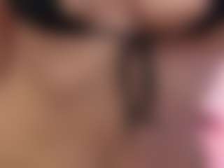 Live cam show with MaraMaxine - Brown Eyes on Livezox