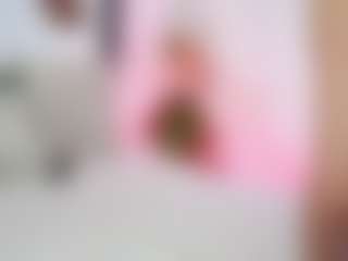 Show de cam en vivo con MaraMaxine - Bikini en Camsoda