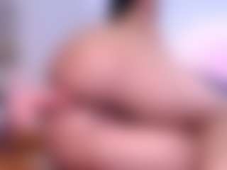 Live cam show with veruzca27 - Brown Eyes on Camsoda