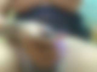 Live-Cam-Show mit BARBIE-BROWN - Fetish auf Camsoda