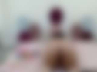 Live cam show with marianabbw - Middle Aged on Big Tits