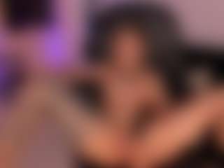 Live cam show with MollySunders - Petite on live18s.com