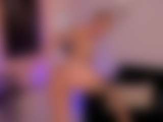Live cam show with MollySunders - Fingers on live18s.com