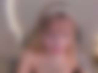 MollySunders's Live Sex Cam Show