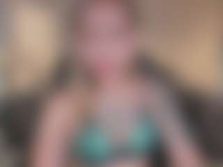 Live cam show with MollySunders - Blonde Hair on Dare Cams